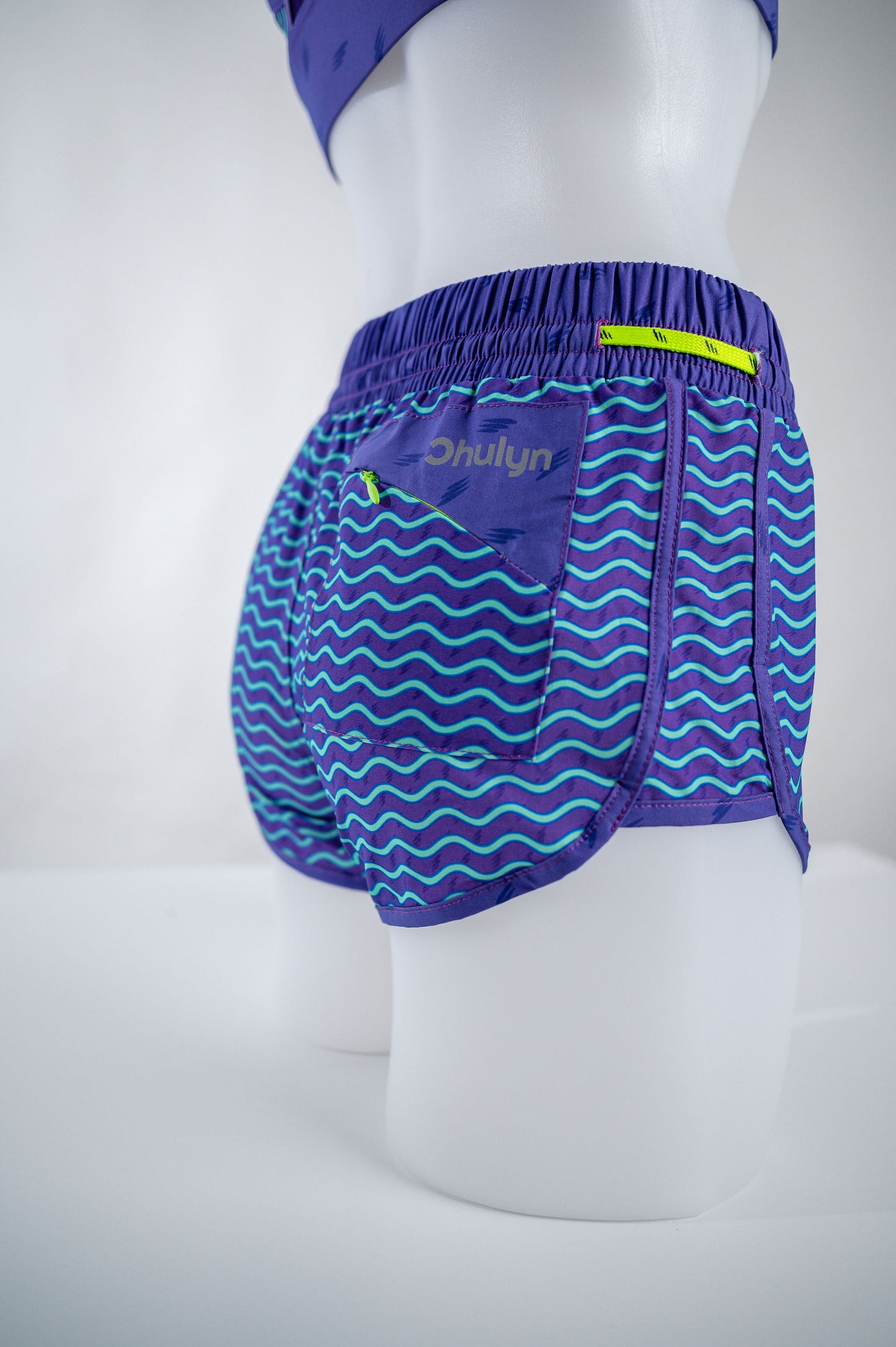 CURVY LINES WOMEN SHORT 1004